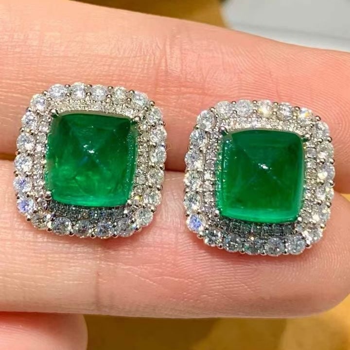 14k Gold 6.3 Ct Natural Emerald & Diamond Earrings: Ref:231143183 // gold content:14k gold // main gemstone:emerald // shape:sugar-loaf // carat weight:6. 3ct // color:green // treatment:natural // // adjacent gemstone 2 : diamond // shape:round // cla