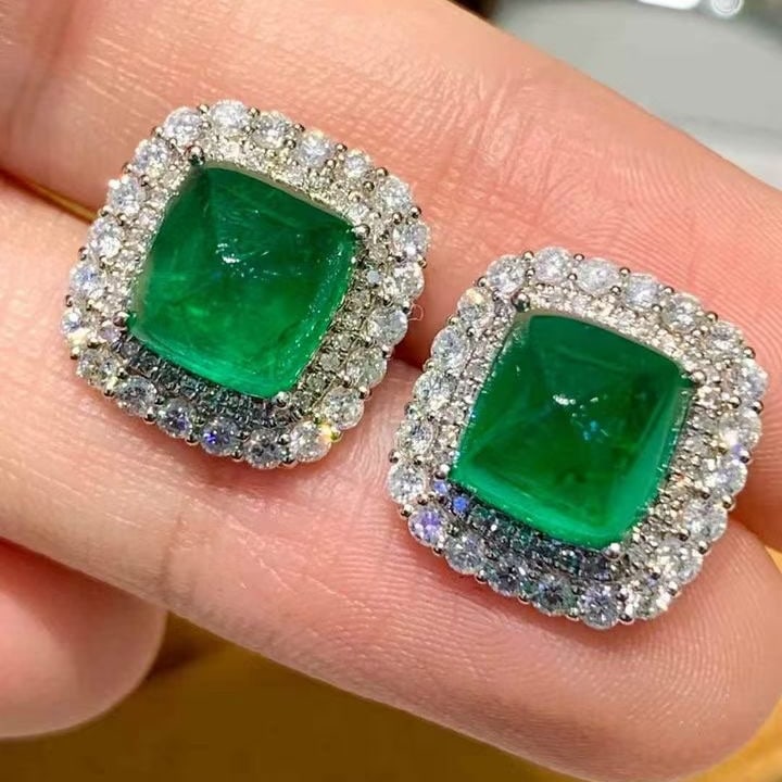 14k Gold 6.3 Ct Natural Emerald & Diamond Earrings - 3