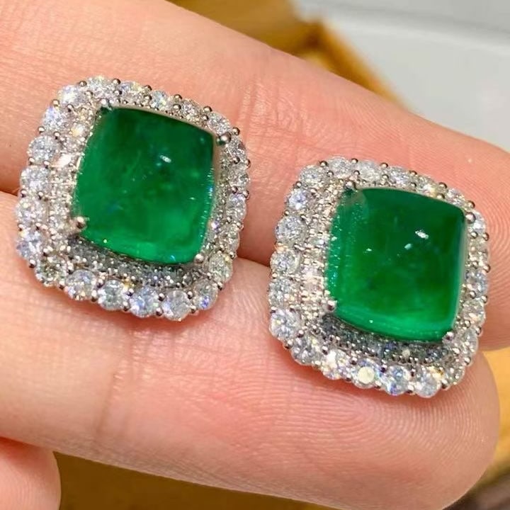 14k Gold 6.3 Ct Natural Emerald & Diamond Earrings - 4