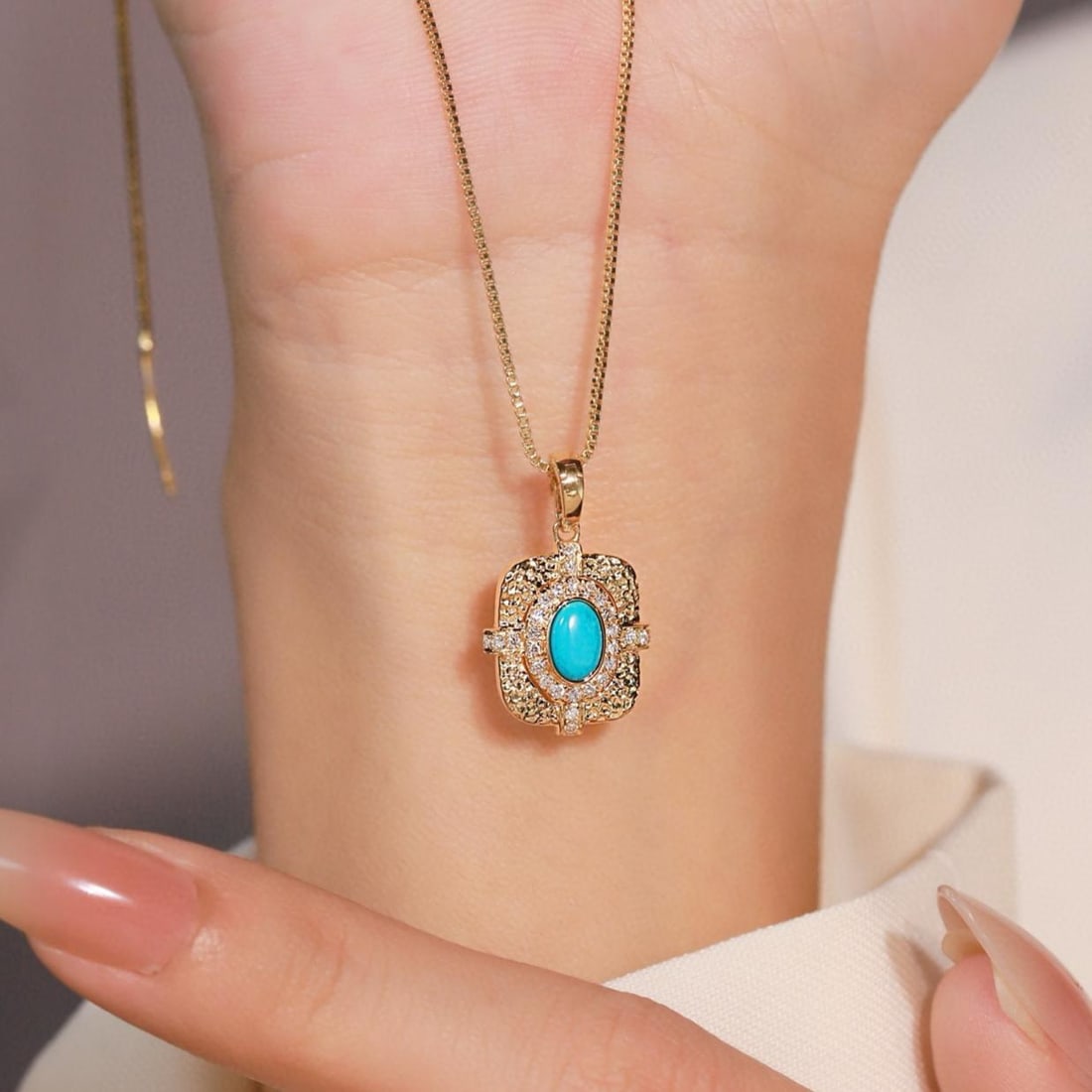 14k Gold 0.58 Ctw Natural Blue Turquoise & Diamond Pendant( Without Chain ): Ref:231143214 // gold content:14k gold // main gemstone:blue turquoise // shape:oval // carat weight:0. 4ct // color:blue // treatment:natural // // adjacent gemstone 2 : diamond // shape:round // car
