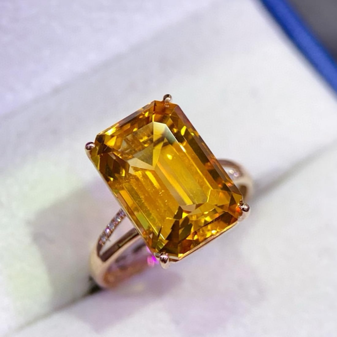 14k Gold 7.33 Ctw Natural Citrine & Diamond Ring: Ref:231143219 // gold content:14k gold // ring size:7. 25us // // main gemstone:citrine // shape:octagonal // carat weight:7. 3ct // color:yellow // treatment:natural // // adjacent gemstone 2 : diamo