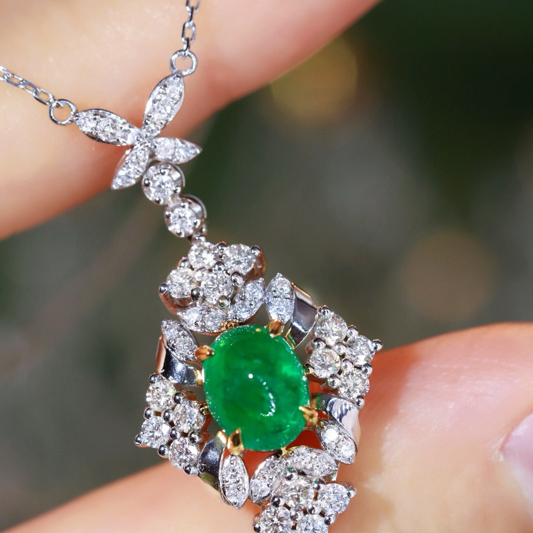 14k Gold 1.80 Ctw Natural Emerald & Diamond Necklace - 6