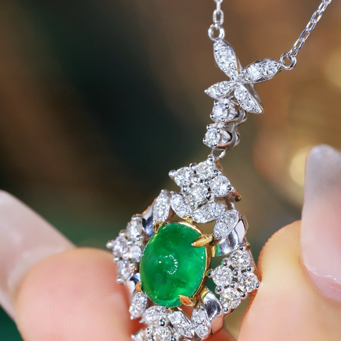 14k Gold 1.80 Ctw Natural Emerald & Diamond Necklace - 7