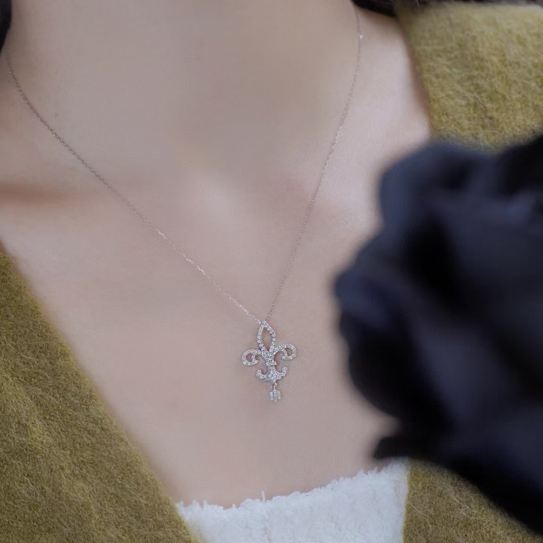 14k Gold 0.43 Ct Natural H Diamond Necklace - 7