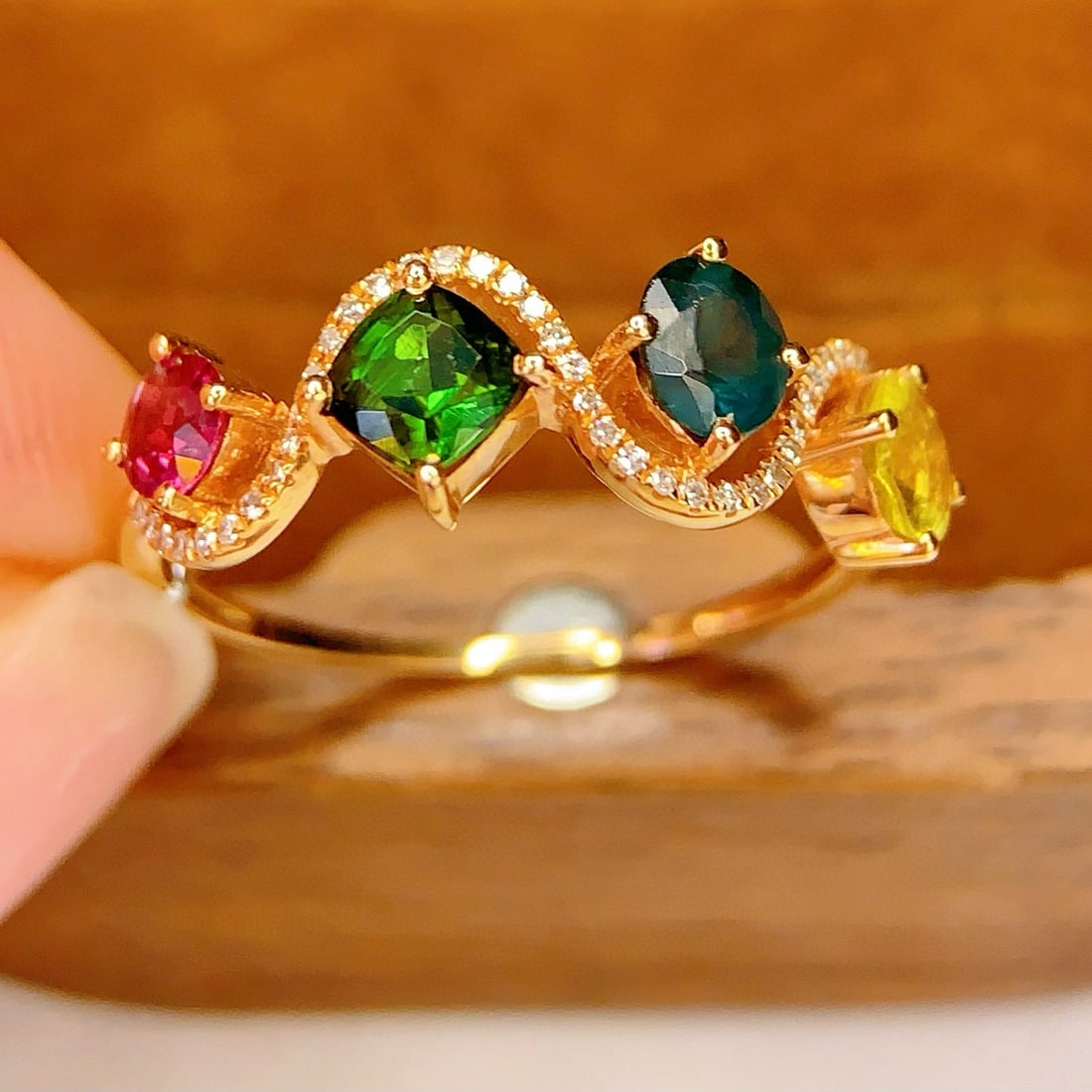 14k Gold 1.88 Ct Natural Tourmaline & Diamond Ring - 5