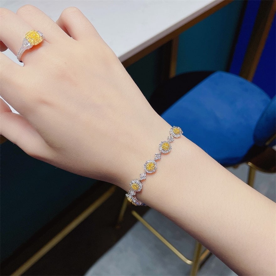 14k Gold 3.50 Ctw Natural Yellow Diamond & Diamond Bracelet - 4