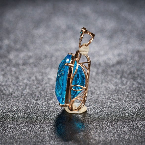 14k Gold 20.3 Ct Natural Topaz & Diamond Pendant( Without Chain ) - 4