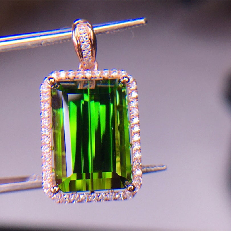 14k Gold 7.2 Ct Natural Tourmaline & Diamond Pendant( Without Chain ) (1 of 7)