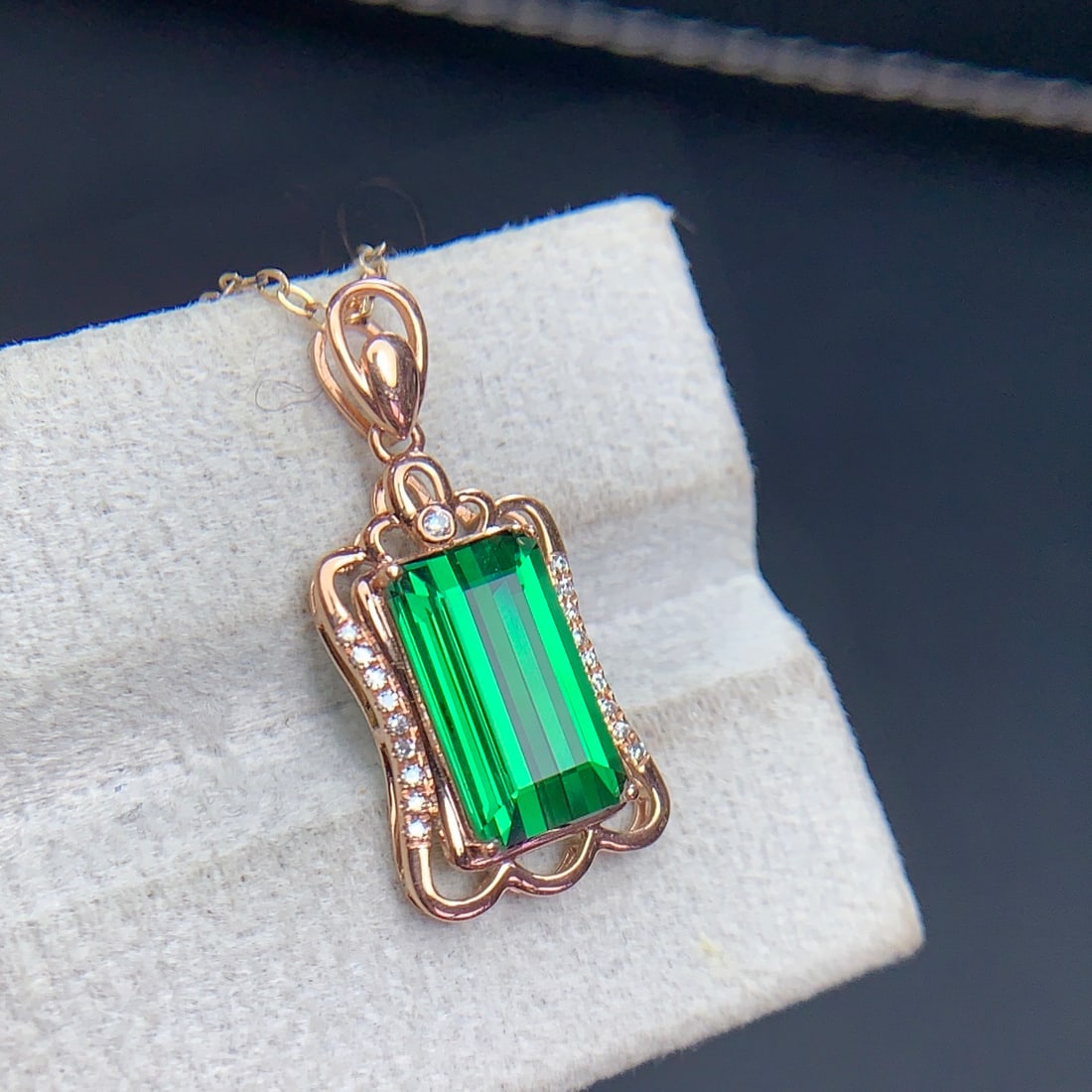 14k Gold 2.9 Ct Natural Tourmaline & Diamond Pendant( Without Chain ) - 3