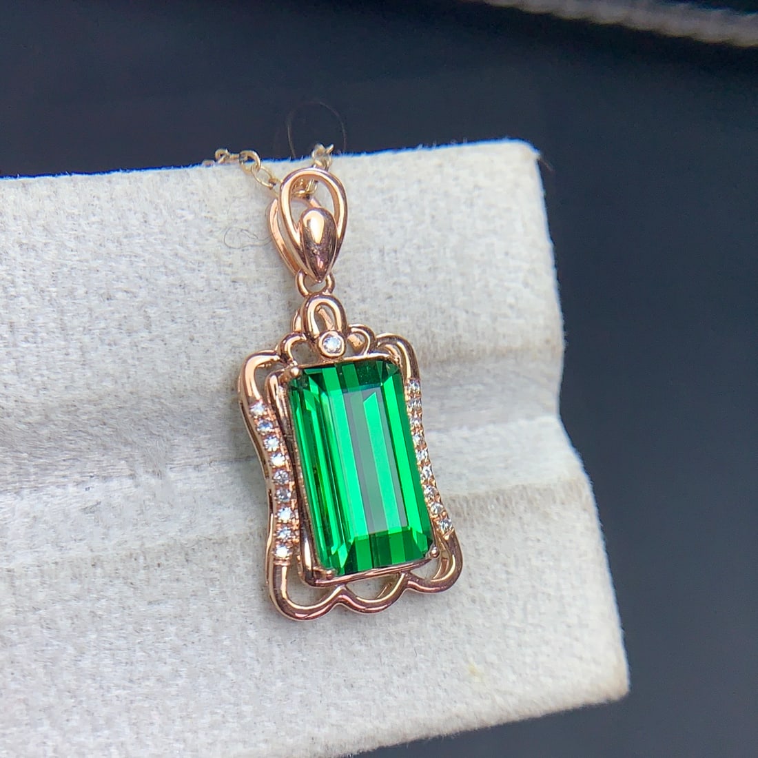 14k Gold 2.9 Ct Natural Tourmaline & Diamond Pendant( Without Chain ) - 6