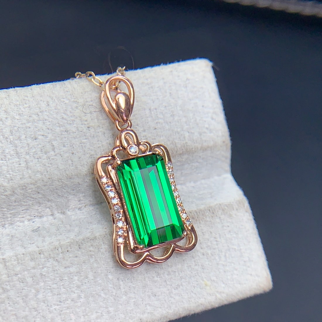 14k Gold 2.9 Ct Natural Tourmaline & Diamond Pendant( Without Chain ) - 8