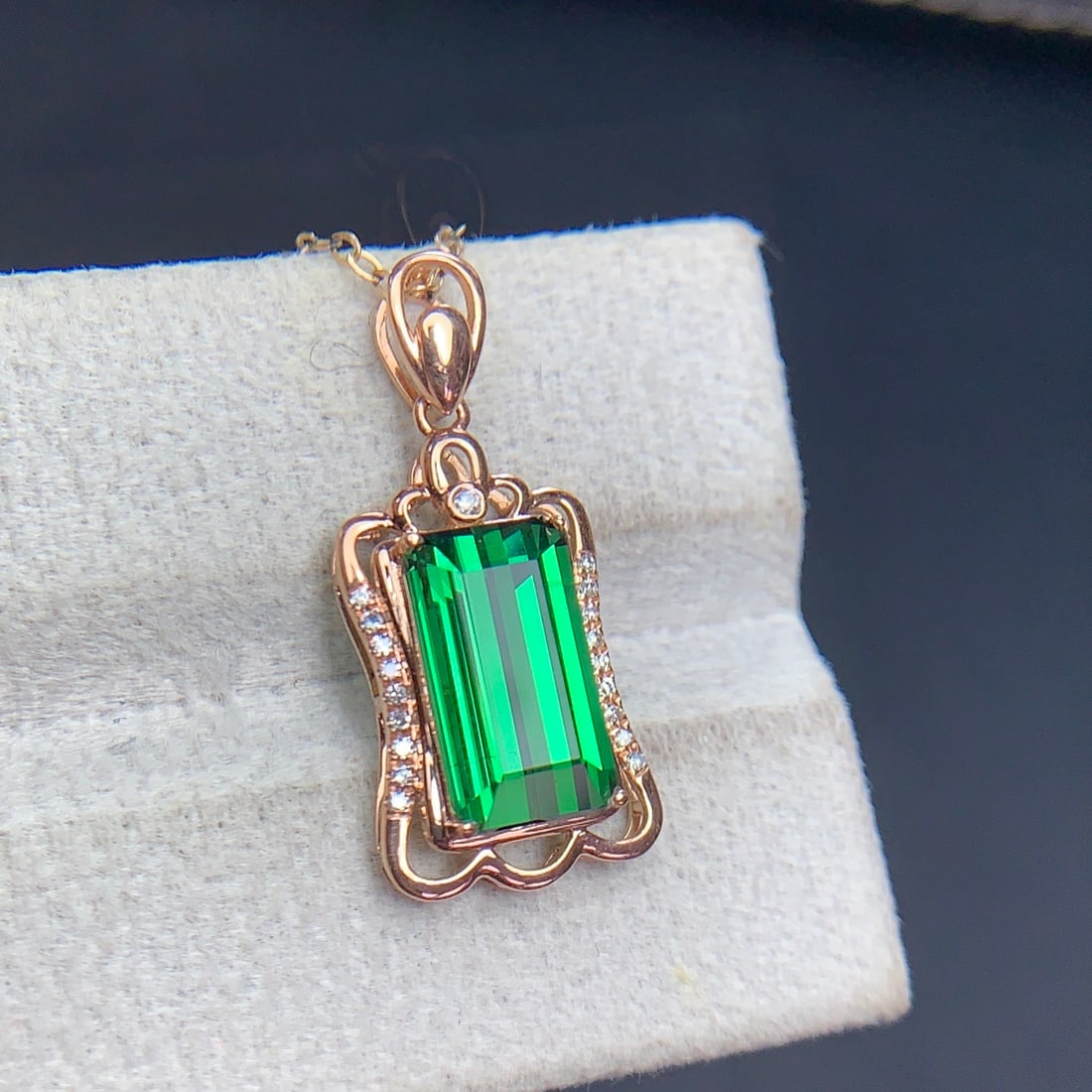 14k Gold 2.9 Ct Natural Tourmaline & Diamond Pendant( Without Chain ) - 9