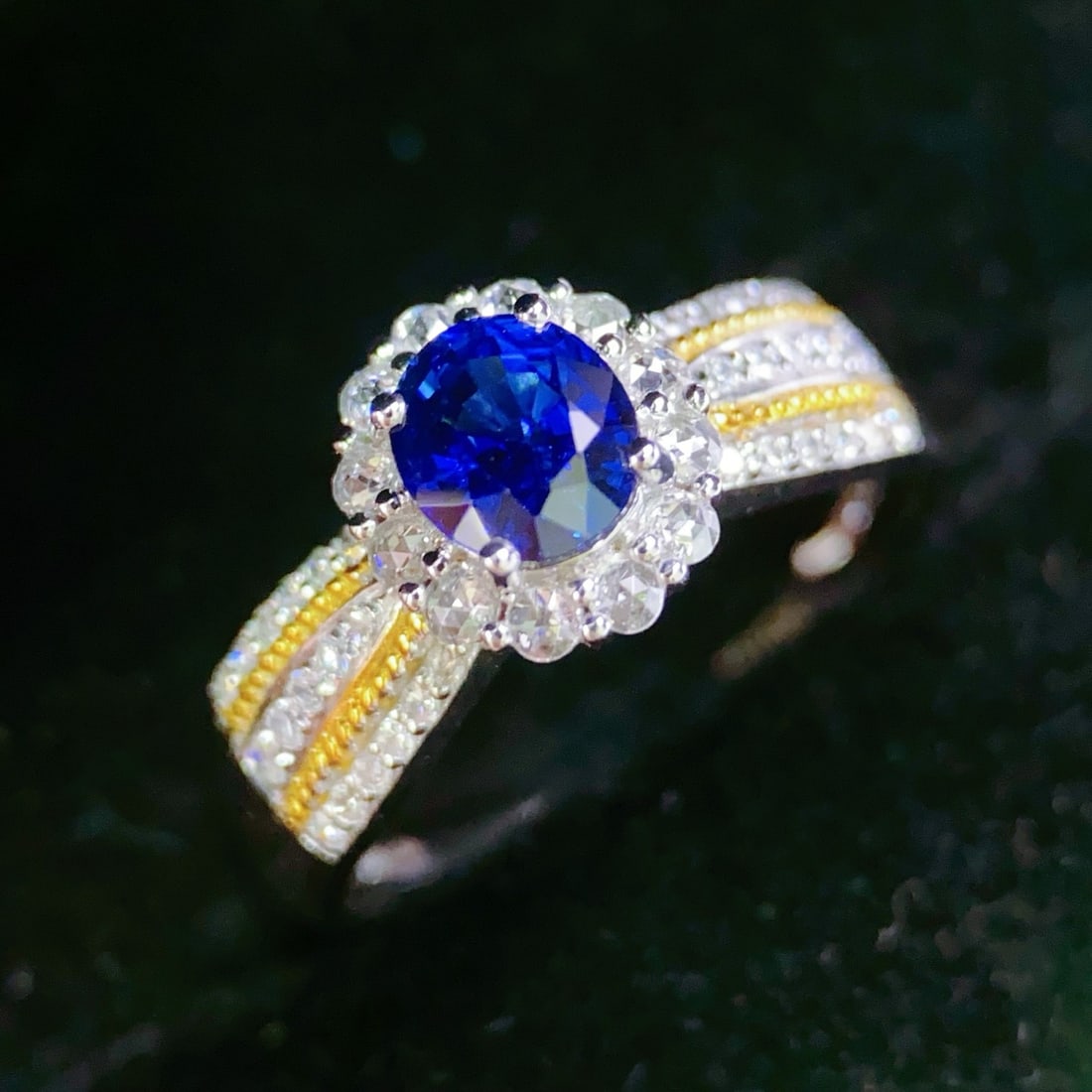 14k Gold 1.05 Ct Natural Sapphire & Diamond Ring - 3