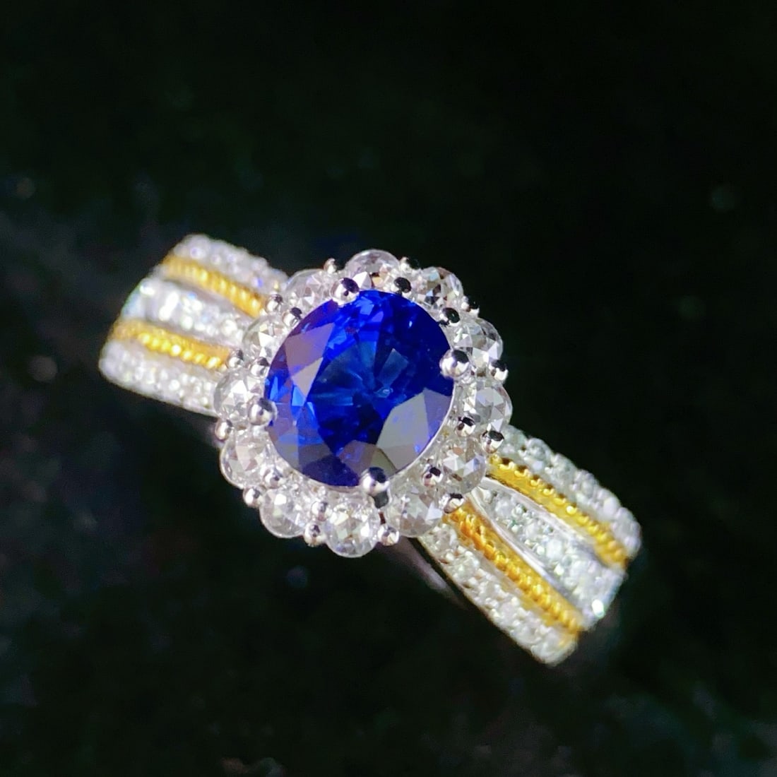 14k Gold 1.05 Ct Natural Sapphire & Diamond Ring - 4
