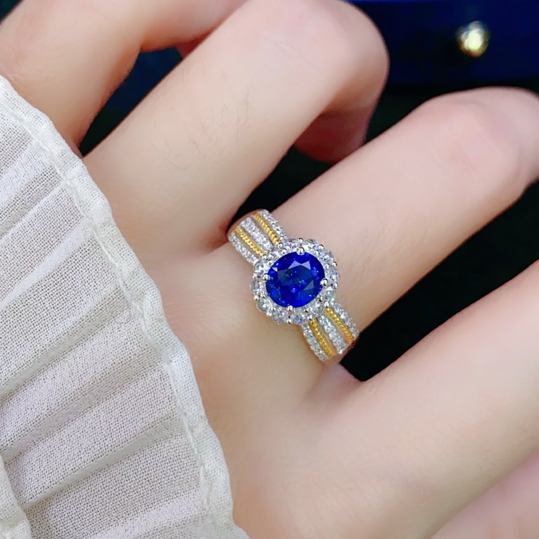 14k Gold 1.05 Ct Natural Sapphire & Diamond Ring - 6