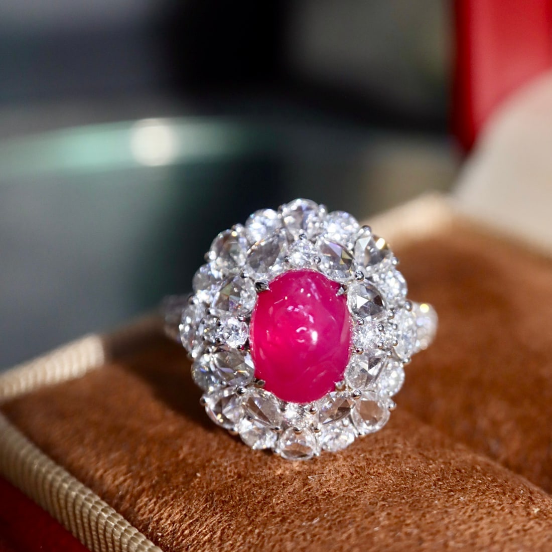 14k Gold 4.07 Ctw Natural Ruby & Diamond Ring: Ref:231144078 // gold content:14k gold // ring size:7. 25us // // main gemstone:ruby // shape:oval // carat weight:2. 45ct // color:red // treatment:natural // // adjacent gemstone 2 : diamond // shap
