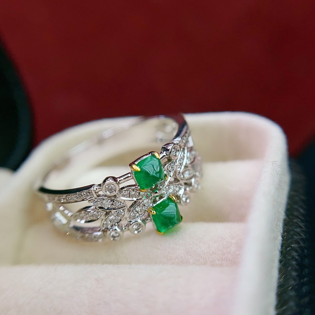 14k Gold 0.65 Ct Natural Emerald & Diamond Ring - 2