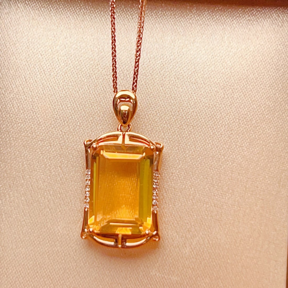 14k Gold 5.69 Ctw Natural Citrine & Diamond Pendant( Without Chain ) - 2