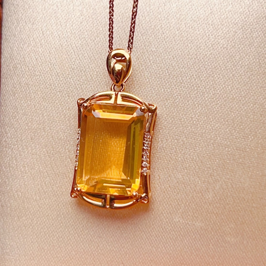 14k Gold 5.69 Ctw Natural Citrine & Diamond Pendant( Without Chain ) - 3