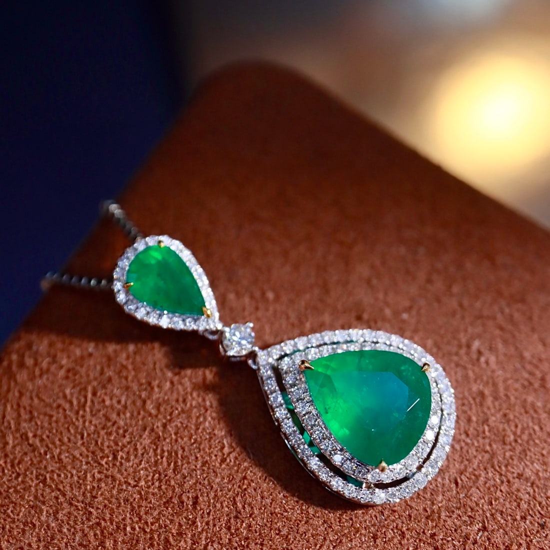 14k Gold 2.74 Ctw Natural Emerald & Diamond Pendant( Without Chain ) - 2