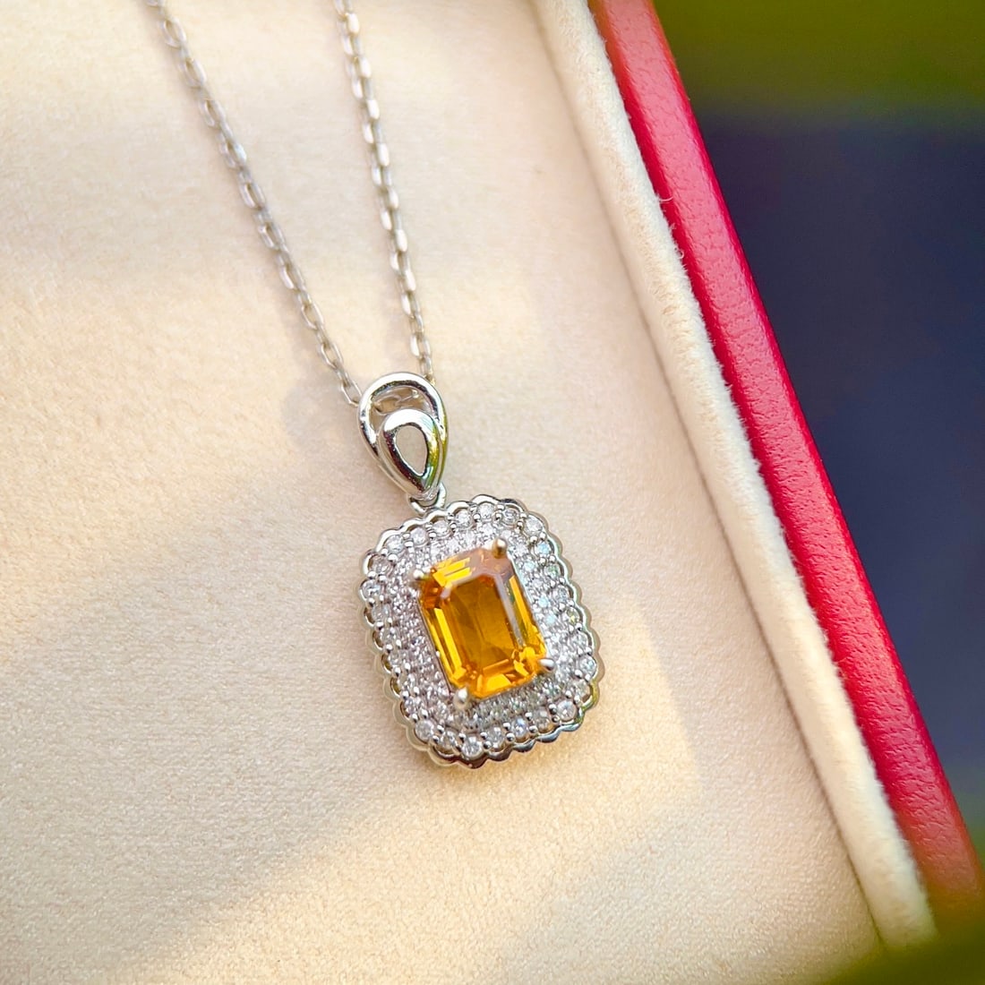 14k Gold 1.25 Ct Natural Sapphire & Diamond Pendant( Without Chain ): Ref:231144088 // gold content:14k gold // main gemstone:sapphire // shape:octagonal // carat weight:1. 25ct // color:yellow // treatment:natural // // adjacent gemstone 2 : diamond // number of