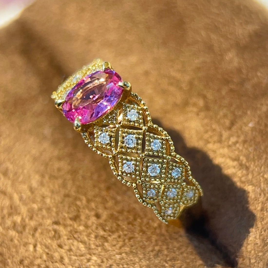 14k Gold 1.08 Ctw Natural Padparadscha Sapphire & Diamond Ring - 3