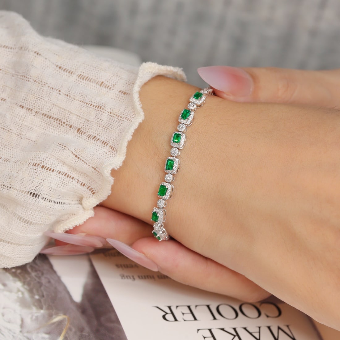 14k Gold 1.93 Ctw Vivid Green Natural Emerald & Diamond Bracelet - 2