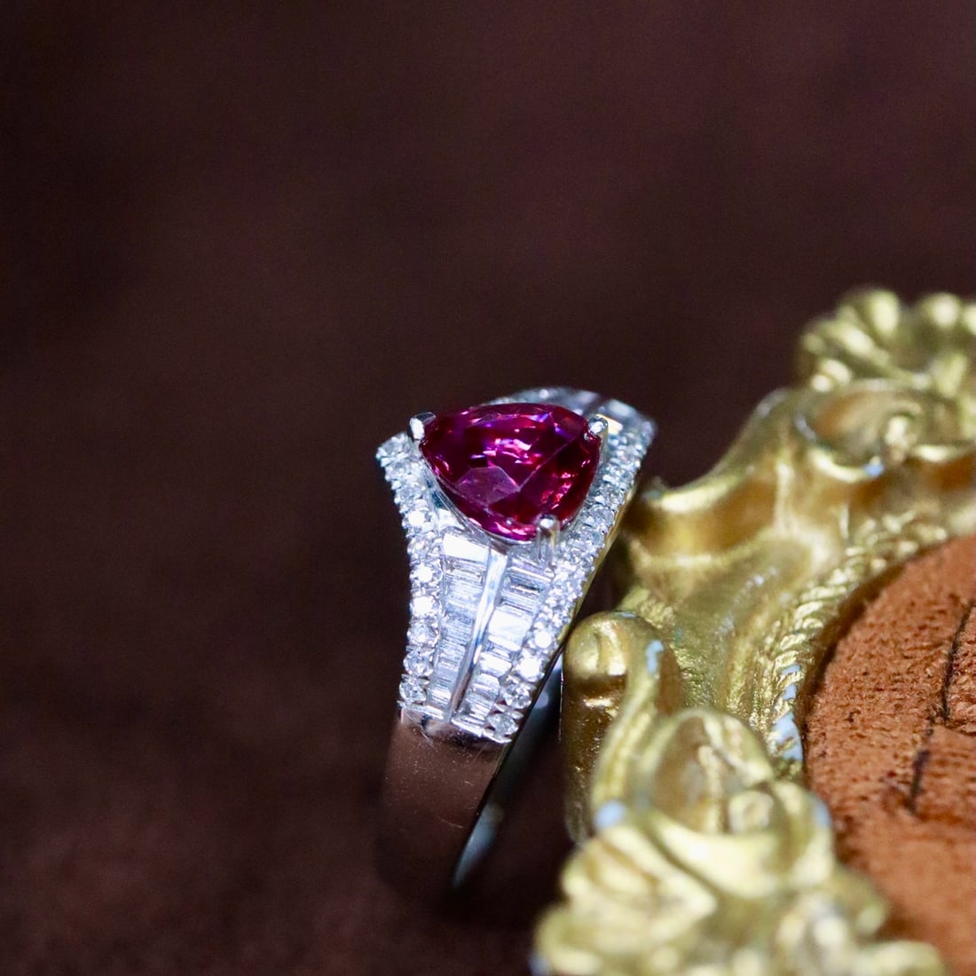 14k Gold 1.39 Ctw Natural Ruby & Diamond Ring - 3