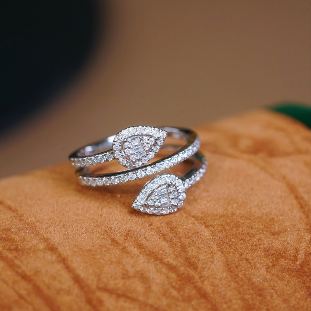 14k Gold 0.50 Ct Natural H Diamond Ring: Ref:231144117 // gold content:14k gold // ring size:7. 25us // // main gemstone:diamond // shape:multiple // carat weight:0. 50ct // clarity grade:vs-si // color:h // treatment:natural // High