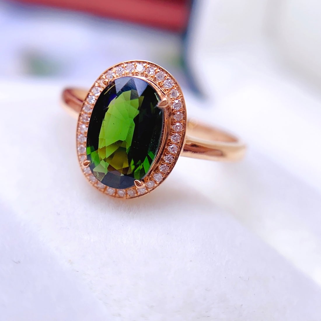 14k Gold 1.74 Ct Natural Tourmaline & Diamond Ring: Ref:231144125 // gold content:14k gold // ring size:7. 25us // // main gemstone:tourmaline // shape:oval // carat weight:1. 74ct // color:green // treatment:natural // // adjacent gemstone 2 :