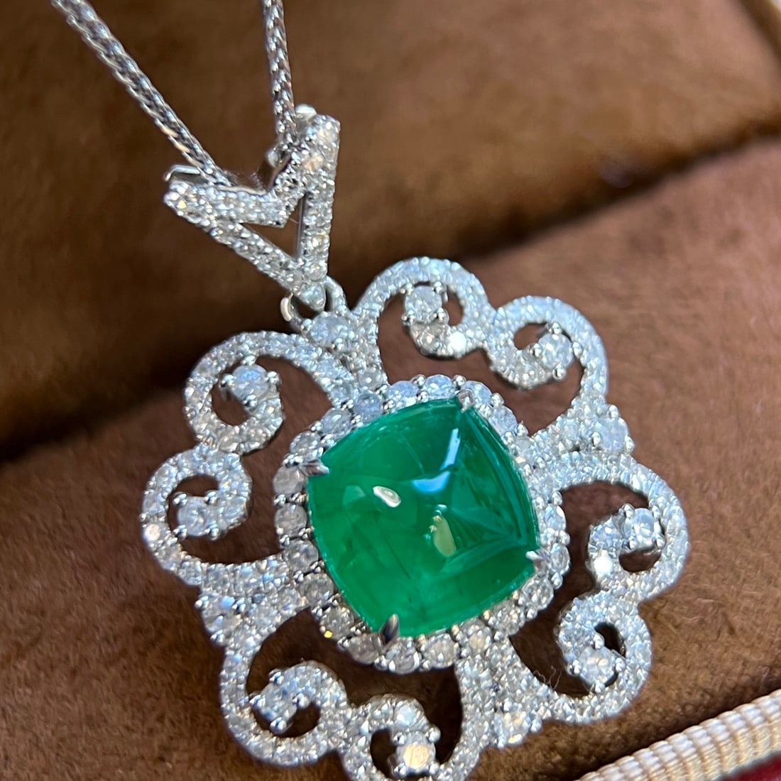 14k Gold 4.06 Ctw Natural Emerald & Diamond Pendant( Without Chain ) - 2