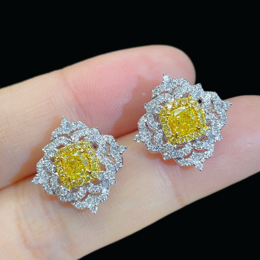 14k Gold 0.70 Ctw Natural Yellow Diamond & Diamond Earrings - 2