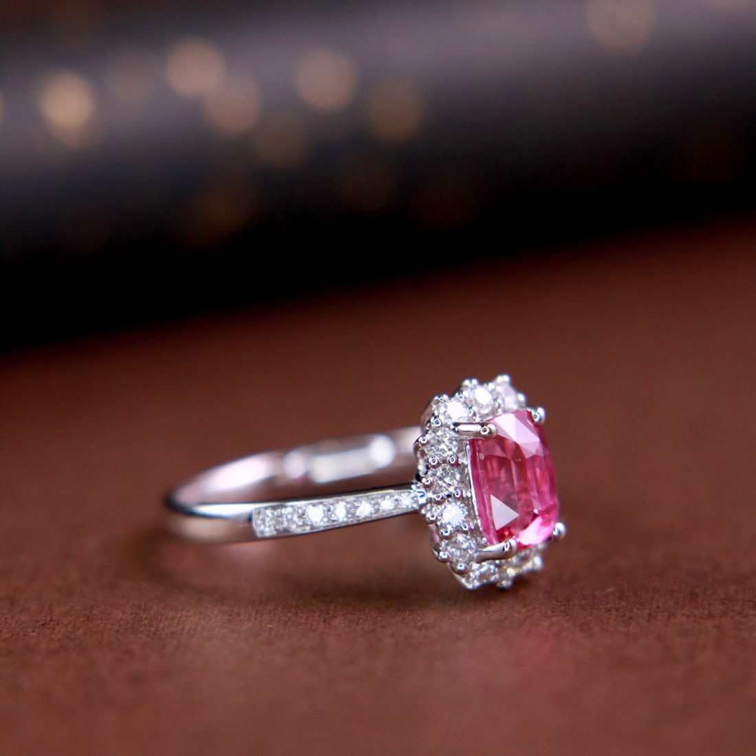 14k Gold 1.81 Ctw Natural Padparadscha Sapphire & Diamond Ring - 2