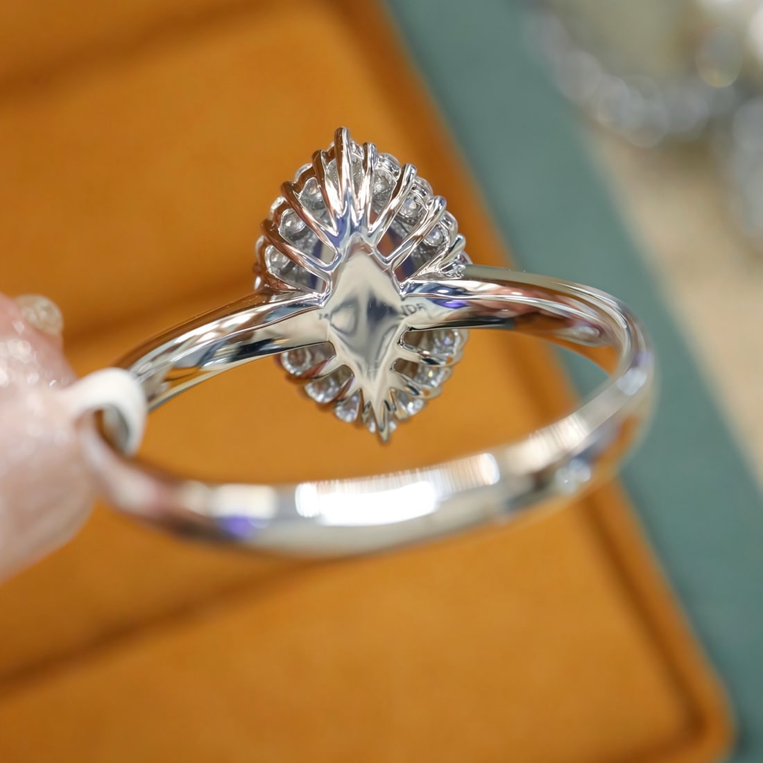 14k Gold 1.97 Ctw Natural Sapphire & Diamond Ring - 4