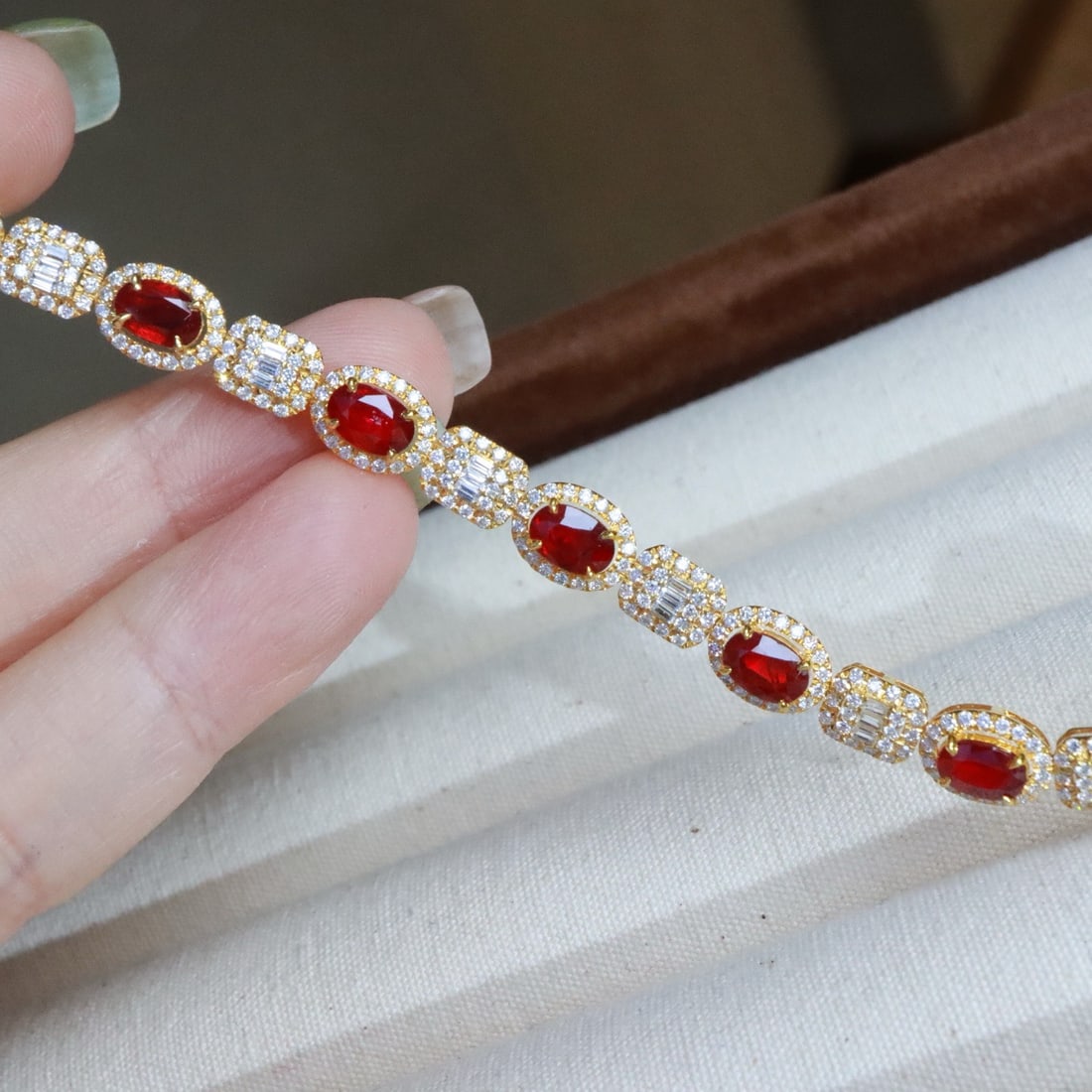 14k Gold 7.88 Ctw Natural Ruby & Diamond Bracelet - 5
