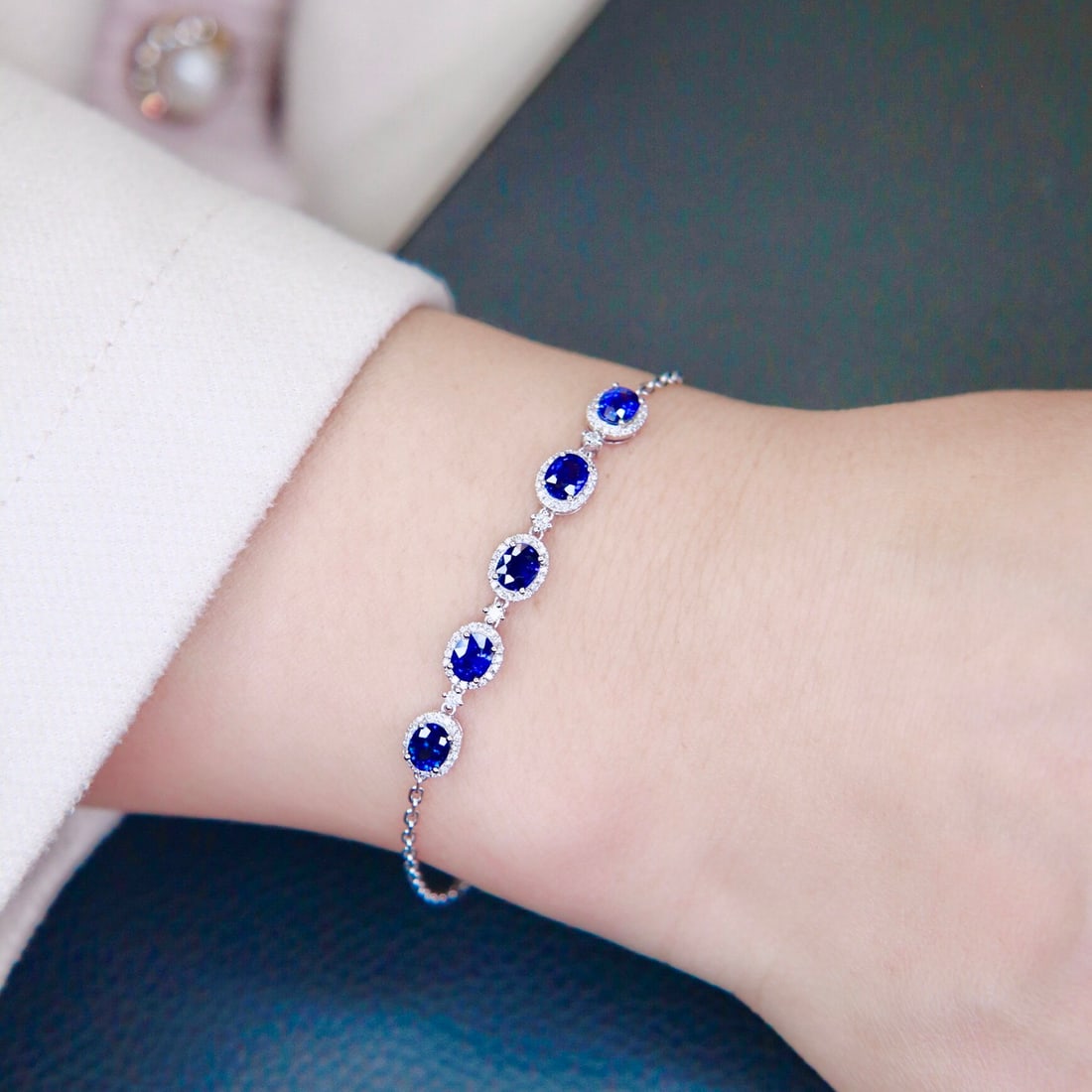 14k Gold 2.16 Ctw Natural Sapphire & Diamond Bracelet - 2