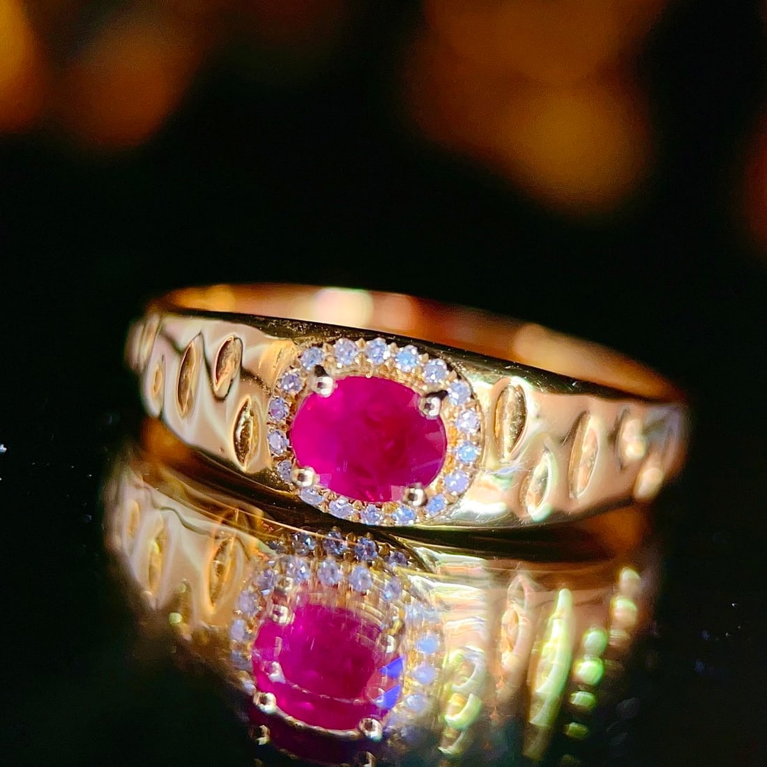 14k Gold 0.5 Ct Natural Ruby & Diamond Ring: Ref:231144182 // gold content:14k gold // ring size:7. 25us // // main gemstone:ruby // shape:oval // carat weight:0. 5ct // color:red // treatment:natural // // adjacent gemstone 2 : diamond //