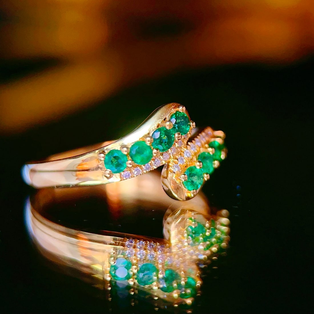 14k Gold 0.75 Ct Natural Emerald & Diamond Ring - 2