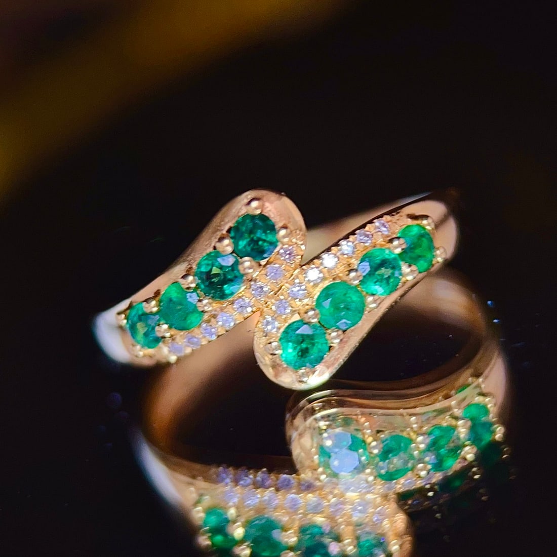 14k Gold 0.75 Ct Natural Emerald & Diamond Ring - 6