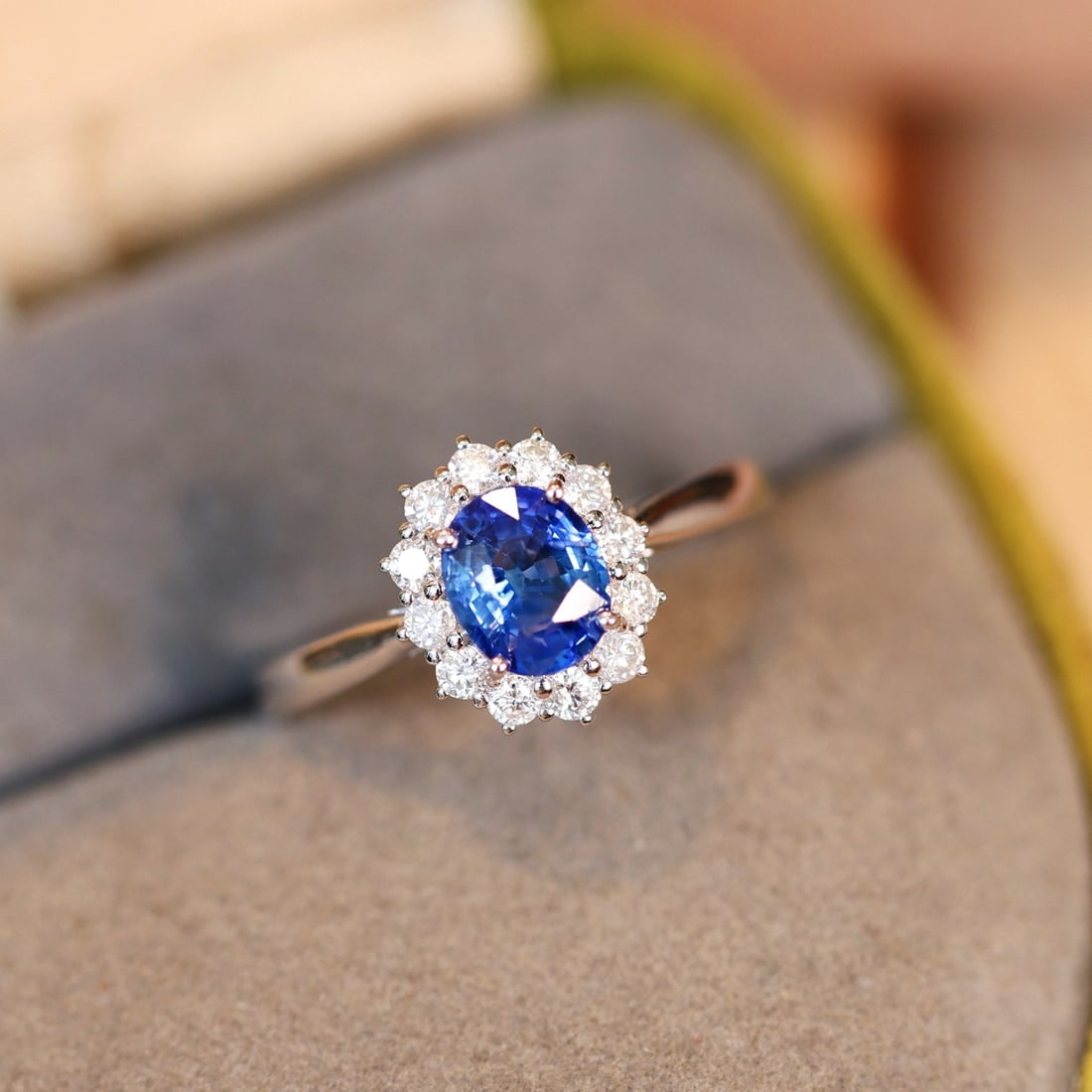 14k Gold 1.31 Ctw Natural Sapphire & Diamond Ring - 3