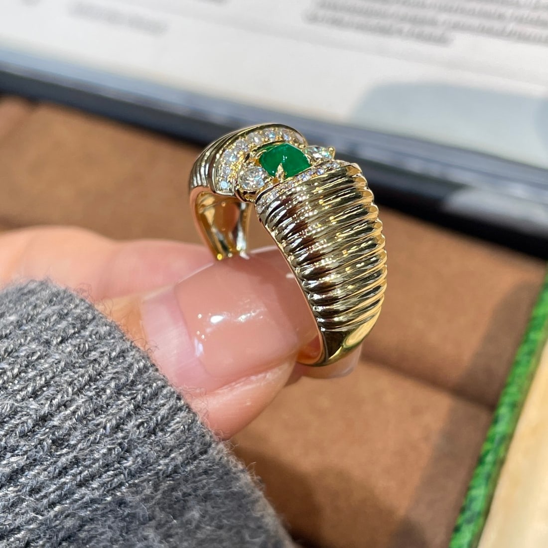 14k Gold 0.21 Ct Natural Emerald & Diamond Ring - 5