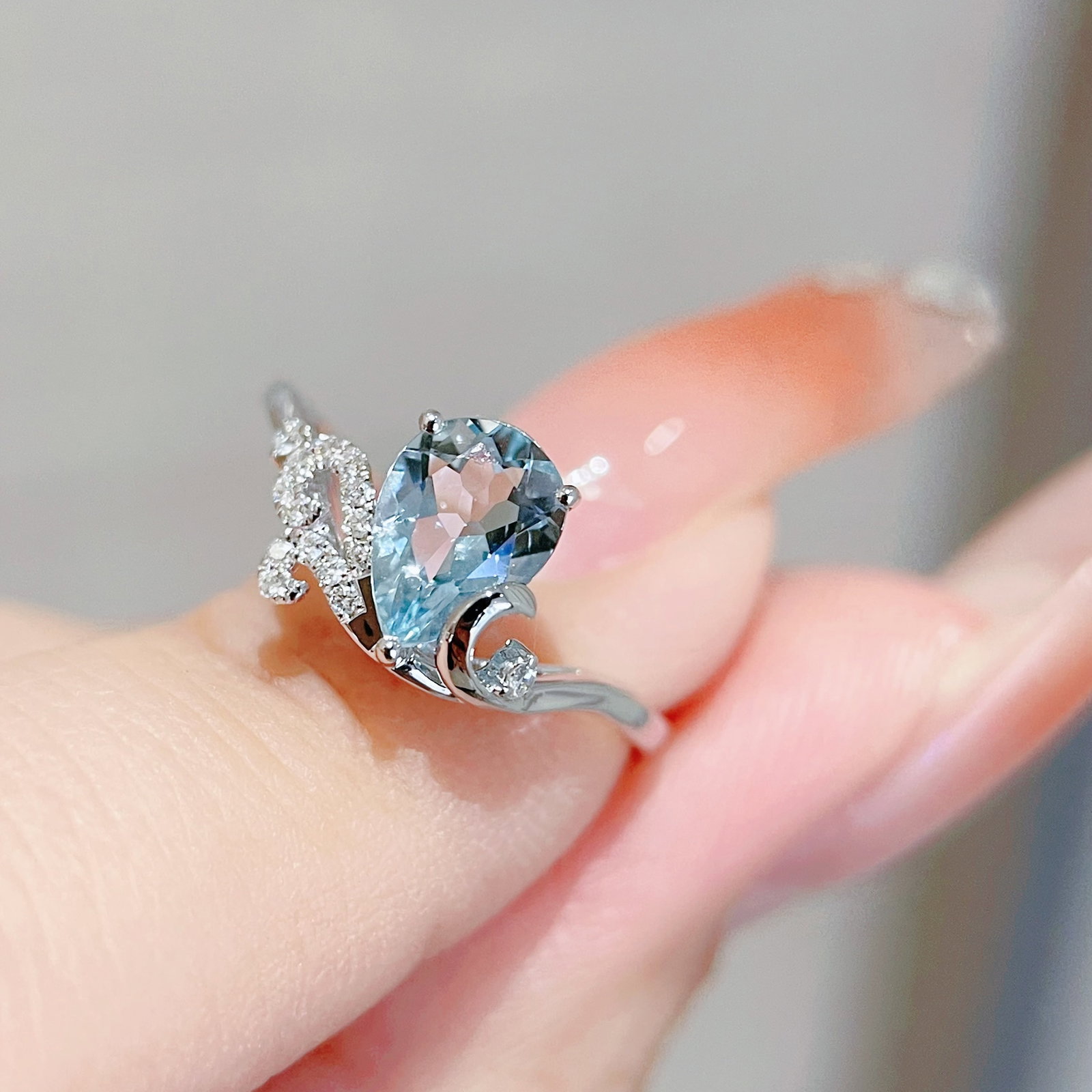 14k Gold 1.01 Ctw Natural Aquamarine & Diamond Ring - 6