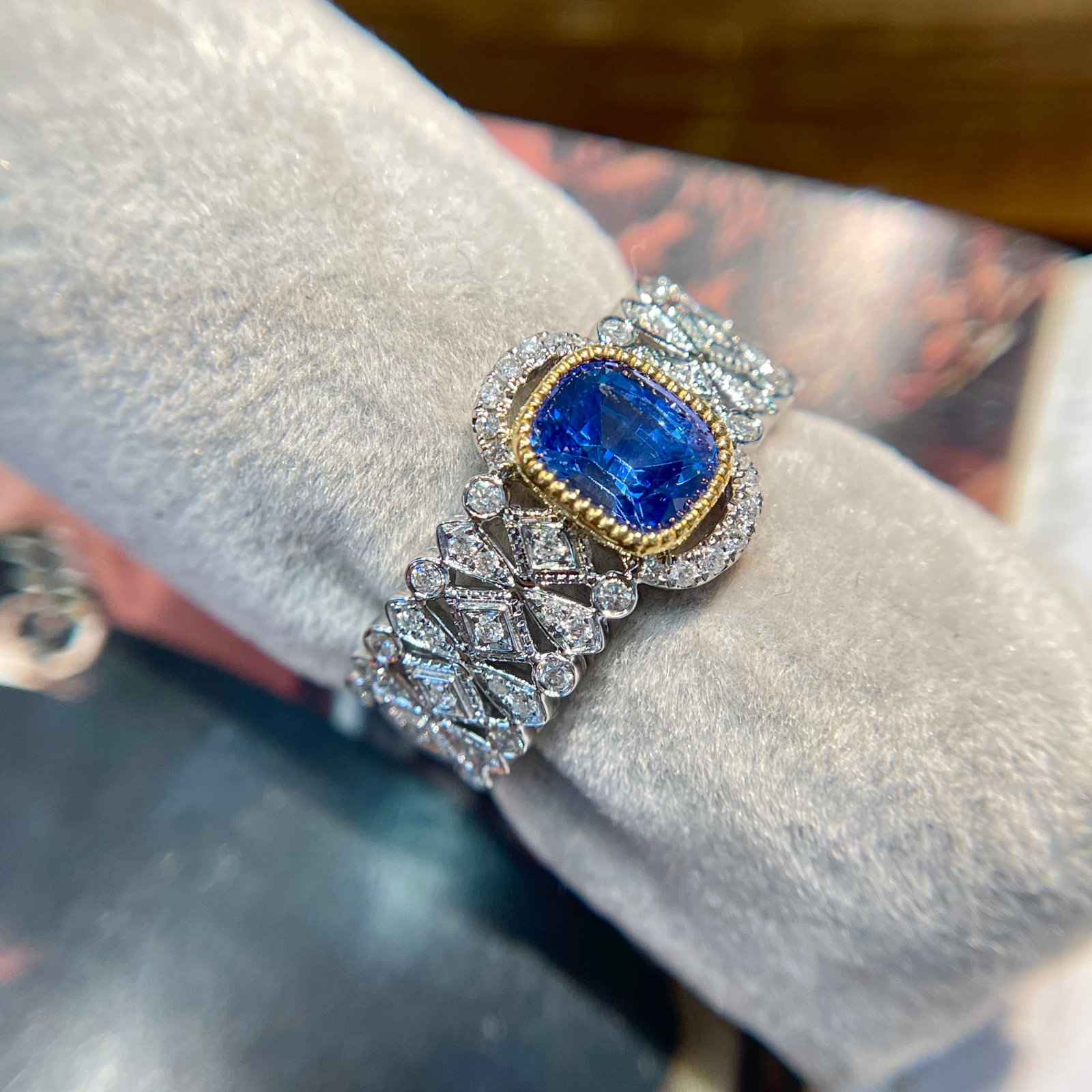 14k Gold 1.10 Ct Natural Sapphire & Diamond Ring - 2