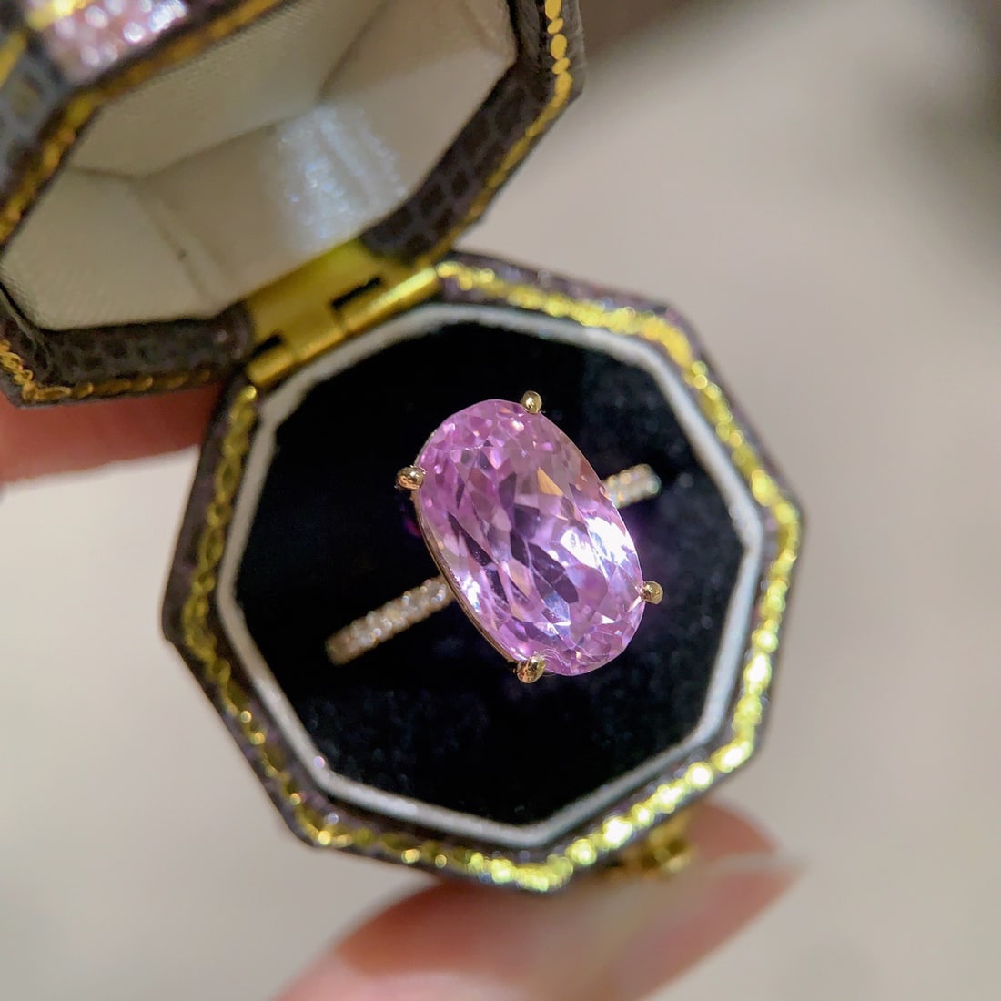 14k Gold 6.6 Ct Natural Kunzite & Diamond Ring - 2