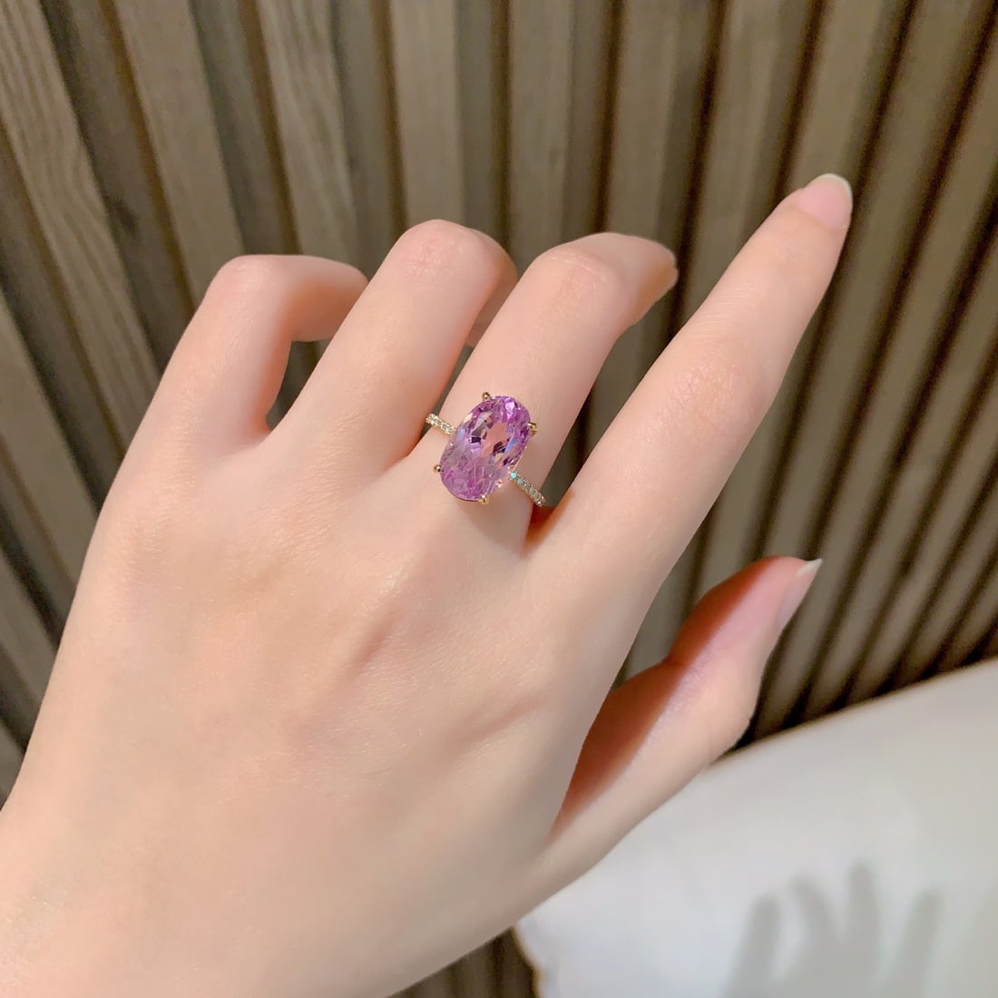 14k Gold 6.6 Ct Natural Kunzite & Diamond Ring - 5