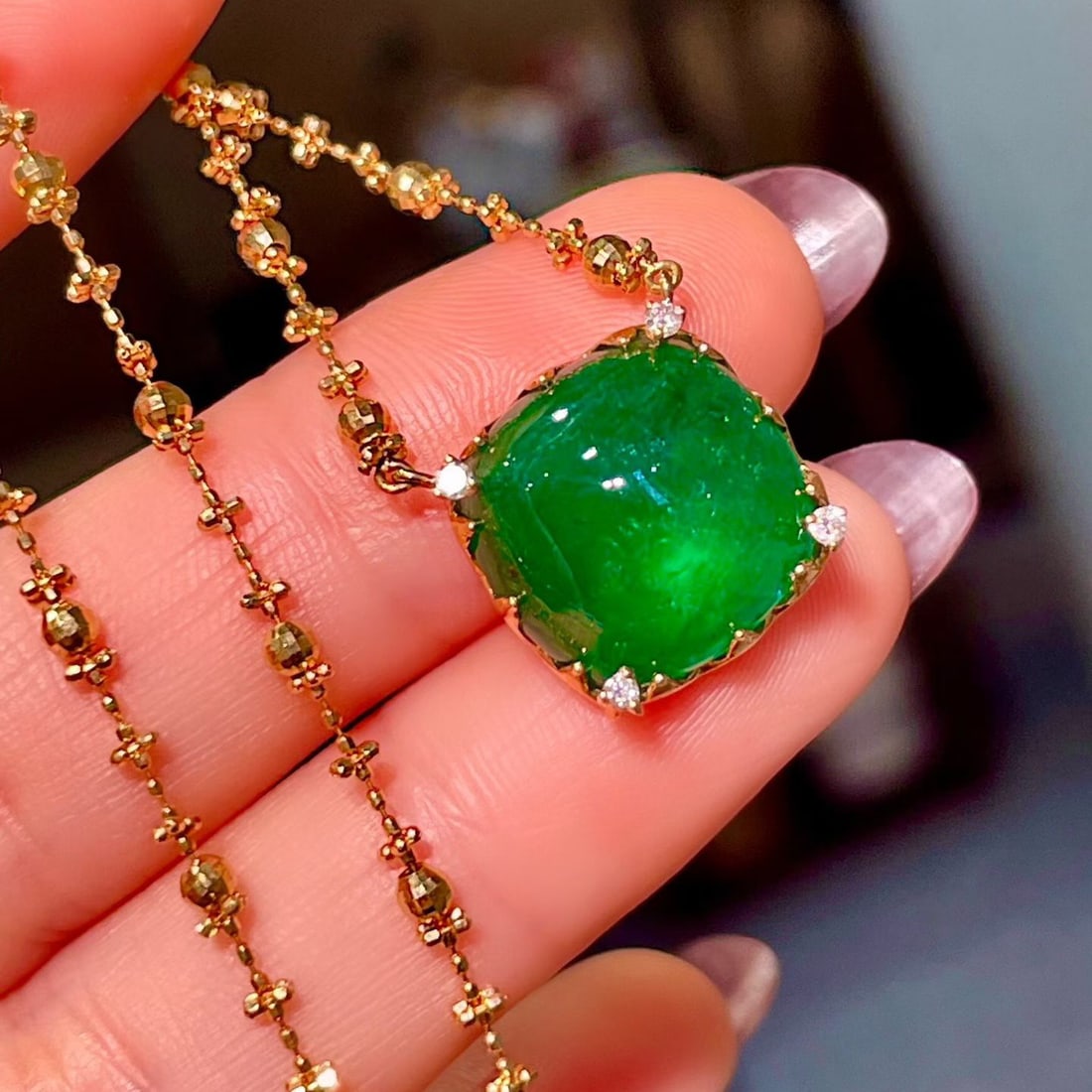 14k Gold 9.17 Ctw Natural Emerald & Diamond Necklace - 2