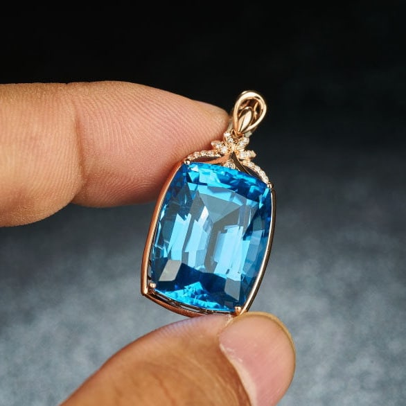 14k Gold 24.53 Ct Natural Topaz & Diamond Pendant( Without Chain ) - 8