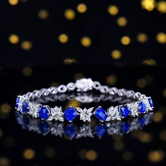 14k Gold 4.30 Ctw Natural Sapphire & Diamond Bracelet: Ref:231144248 // gold content:14k gold // main gemstone:sapphire // shape:cushion // carat weight:4. 25ct // color:blue // treatment:natural // // adjacent gemstone 2 : diamond // number of