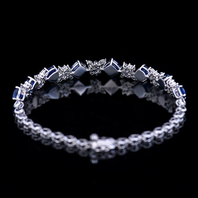 14k Gold 4.30 Ctw Natural Sapphire & Diamond Bracelet - 4