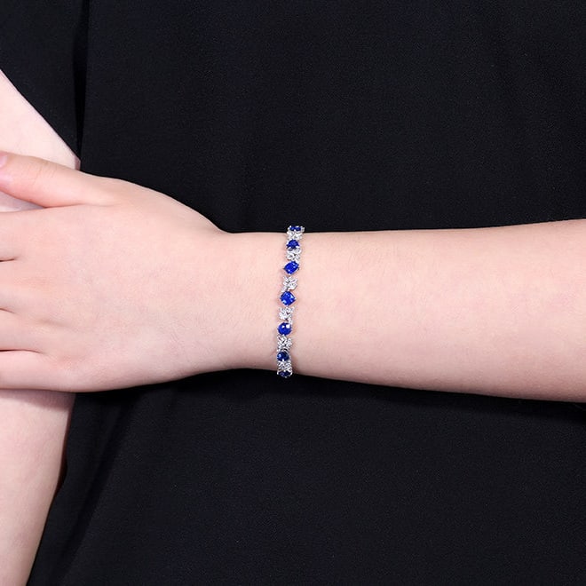 14k Gold 4.30 Ctw Natural Sapphire & Diamond Bracelet - 6